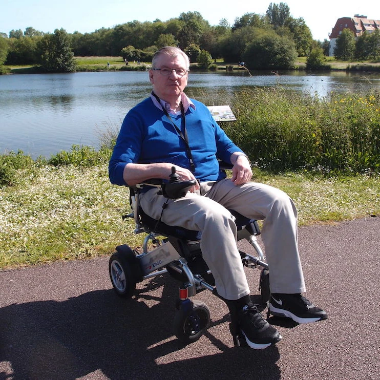 fauteuil roulant électrique pliable témoignage
