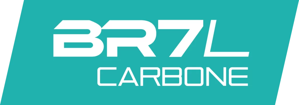 BR7L Carbone logo light