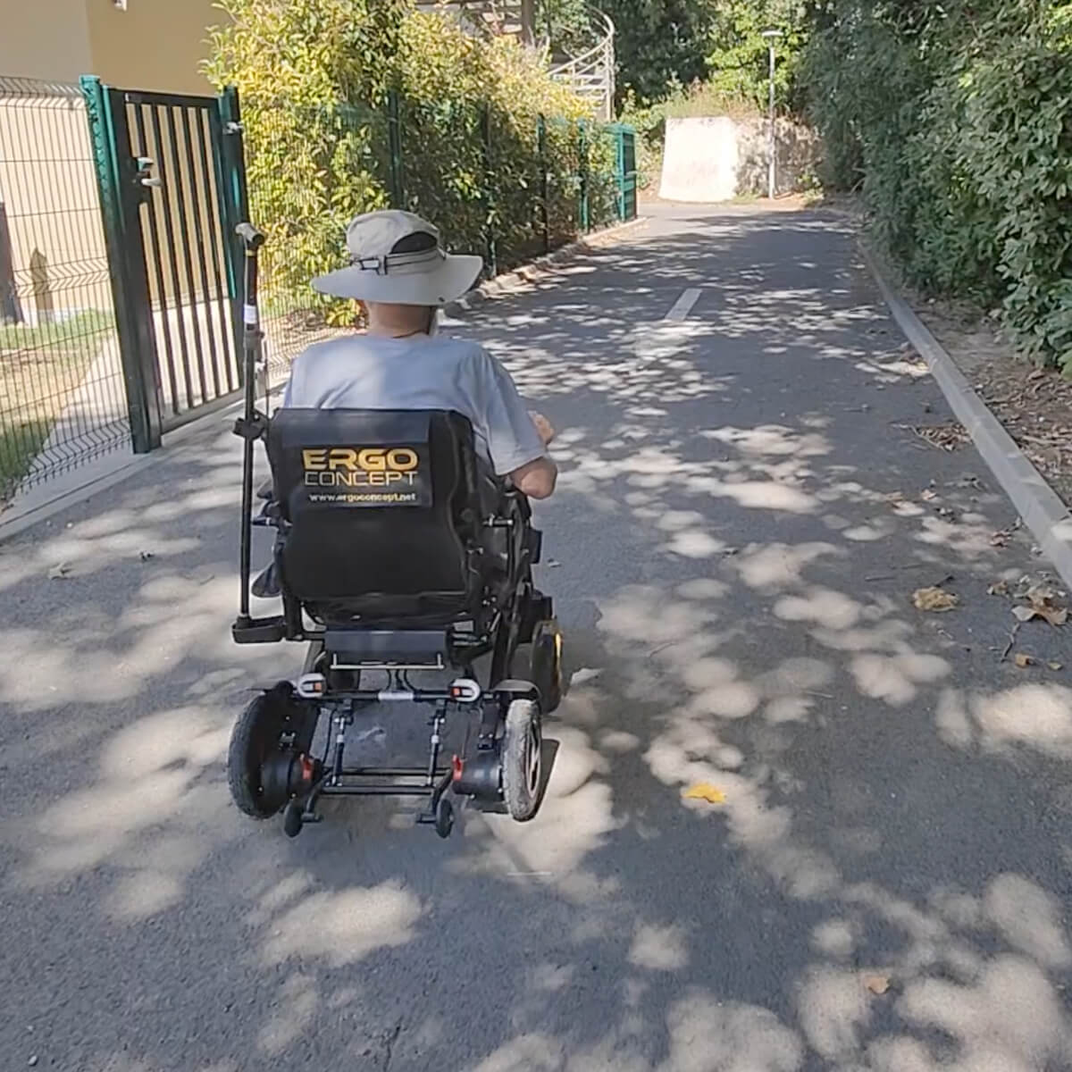 père promenade ErgoConcept